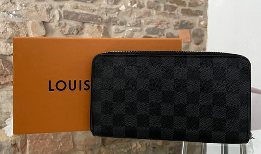 Louis Vuitton Zippy Organizer Damier Graphite