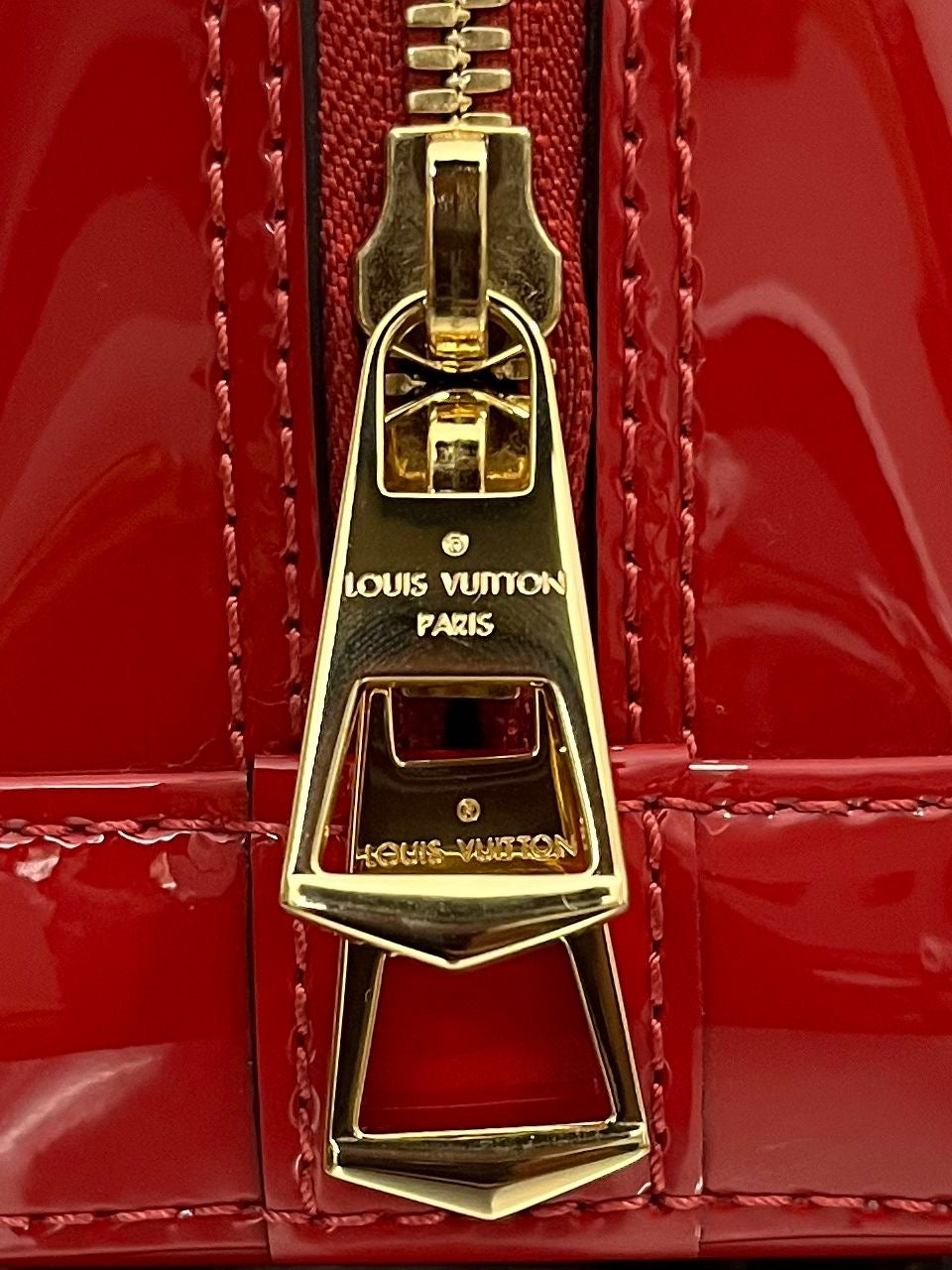 Louis Vuitton Alma BB Vernis Miroir Rot