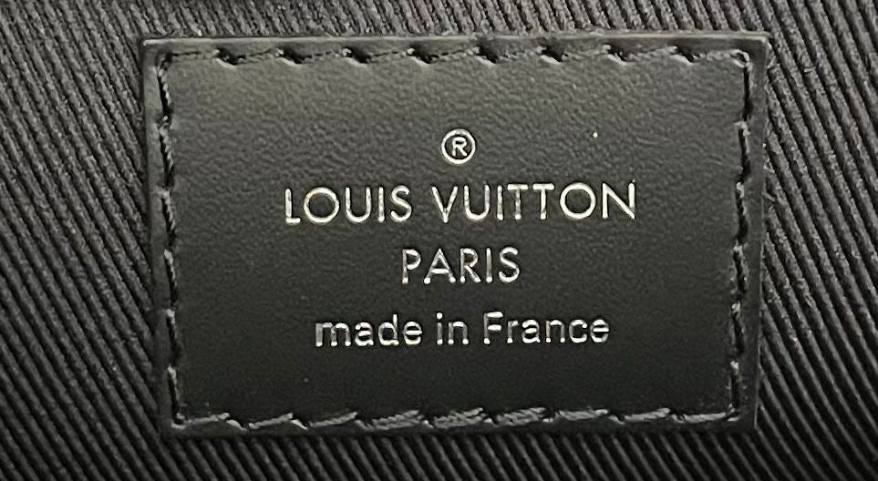 Louis Vuitton Pochette Discovery GM