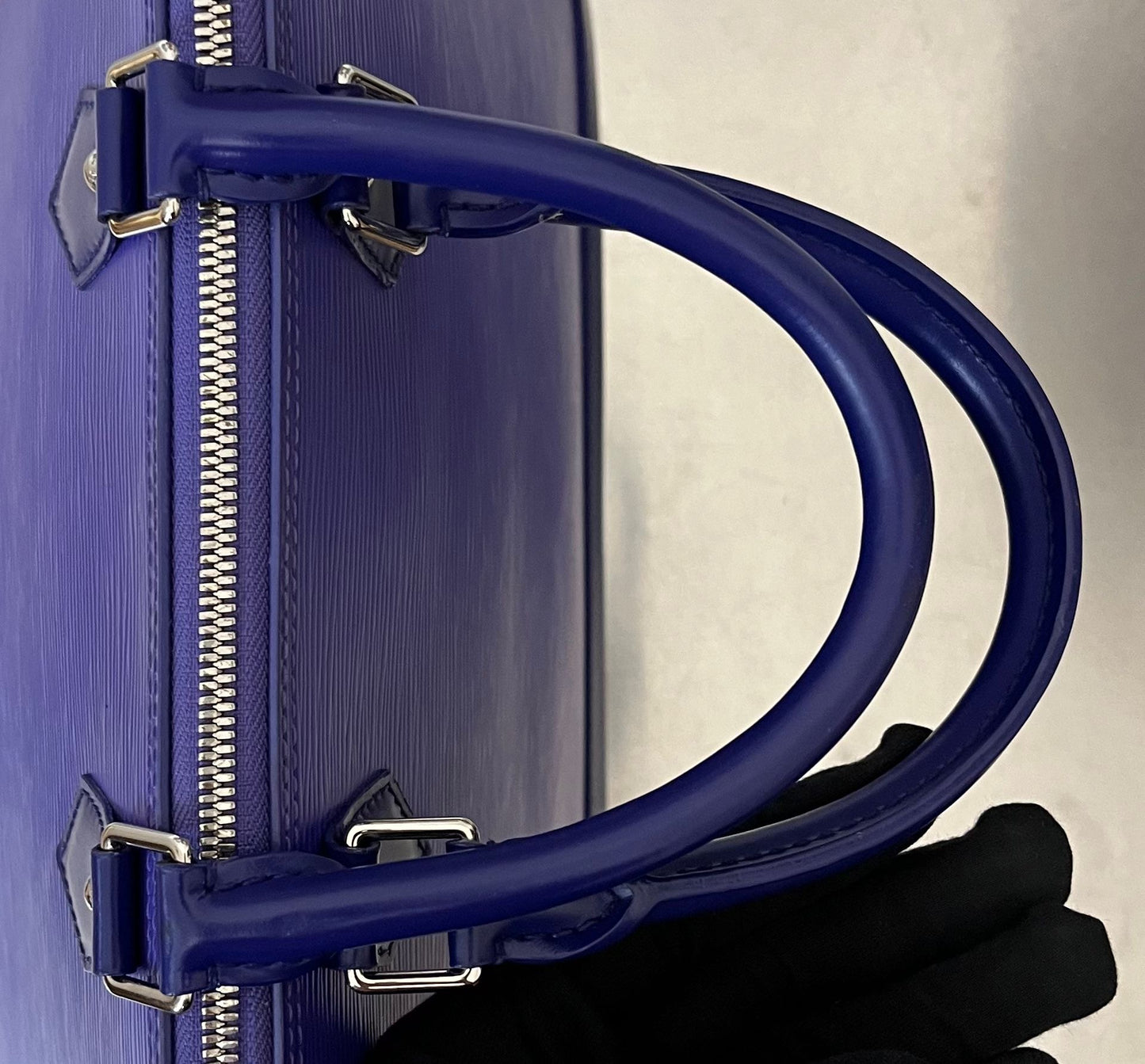 Louis Vuitton Alma GM Epi