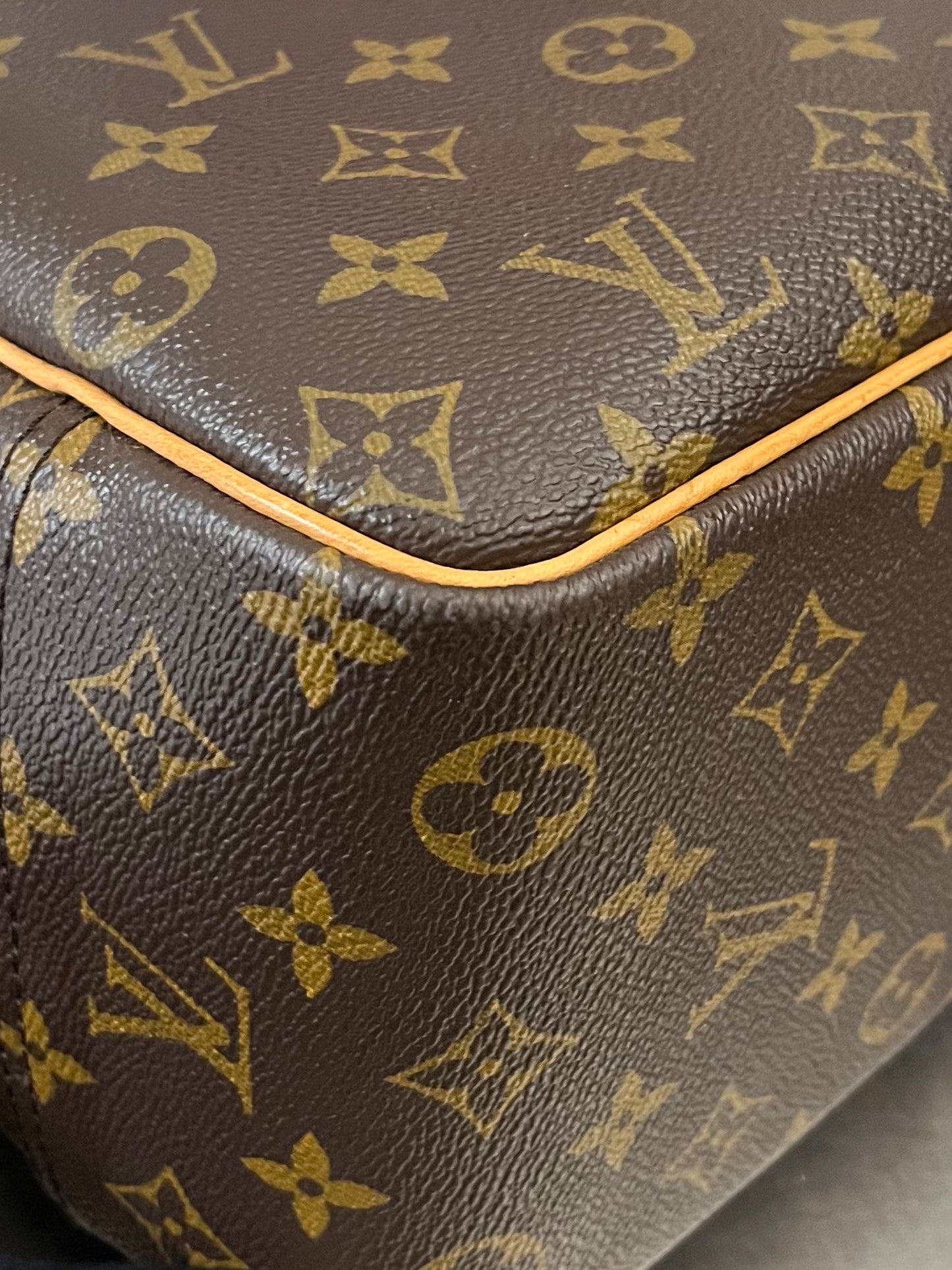 Louis Vuitton Deauville