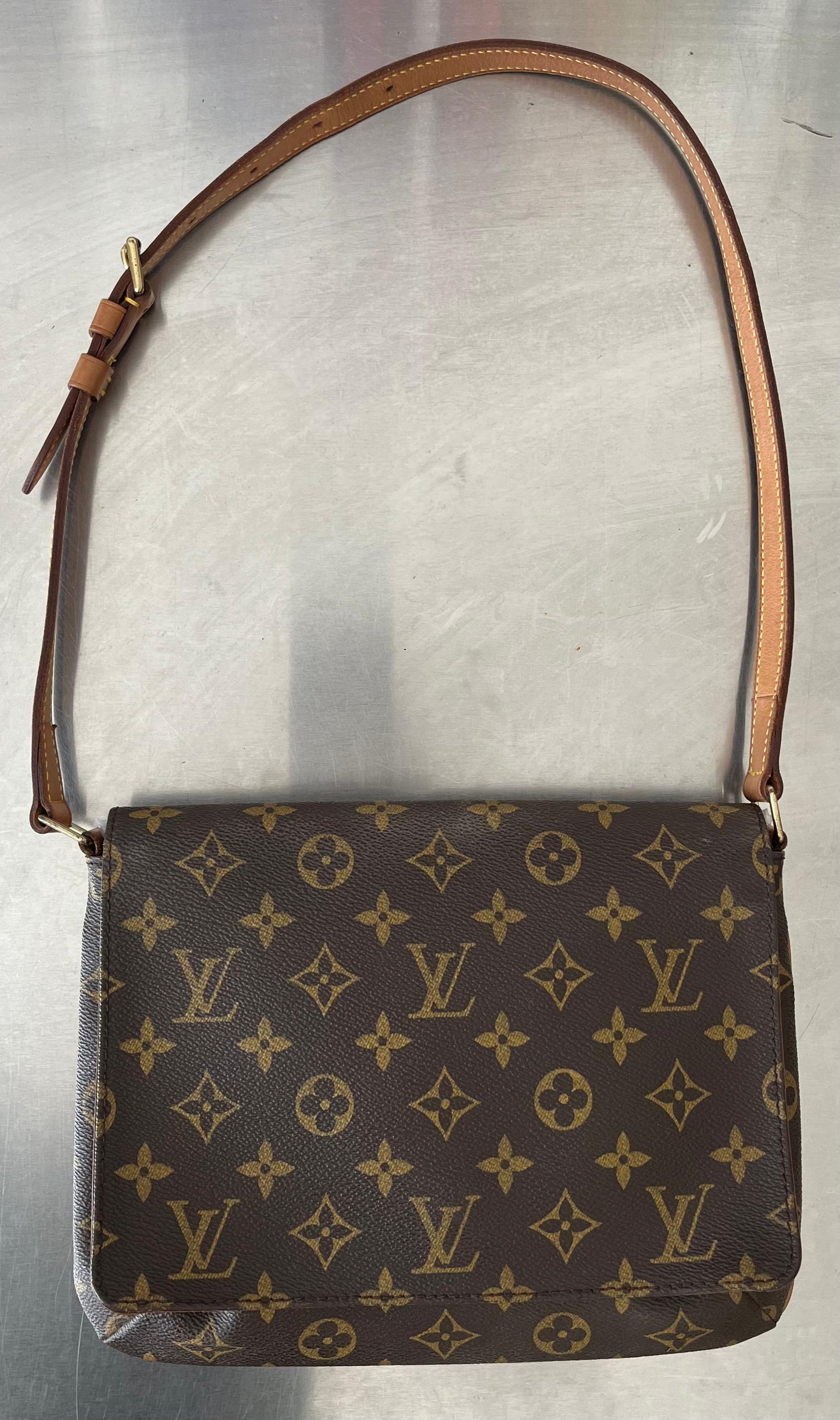 Louis Vuitton Musette Tango