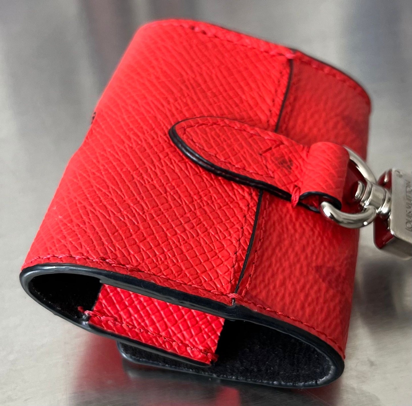 Louis Vuitton Taigarama AirPods Pro Hülle