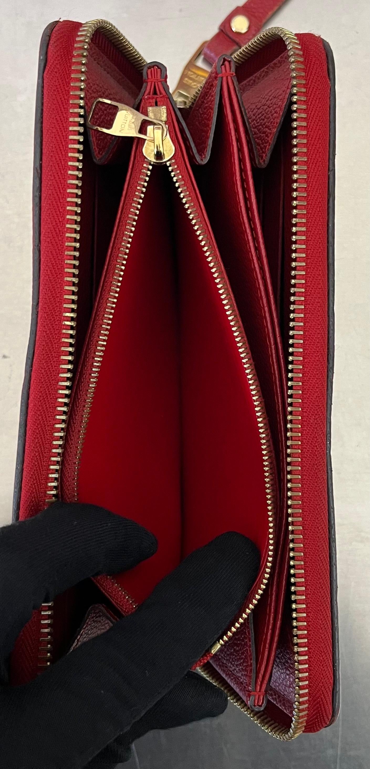 Louis Vuitton Zippy Monogram Empreinte Leder