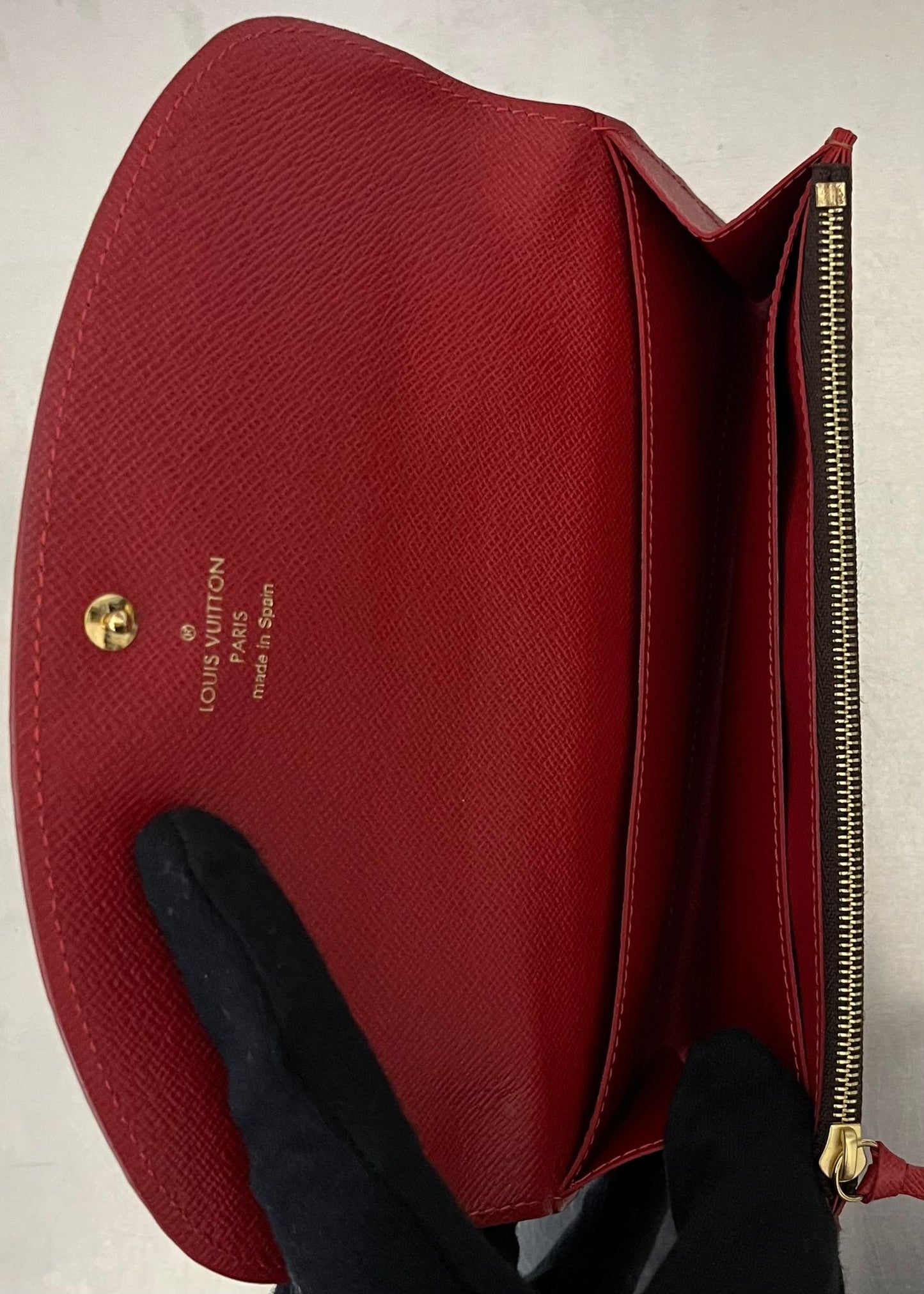 Louis Vuitton Caissa Damier