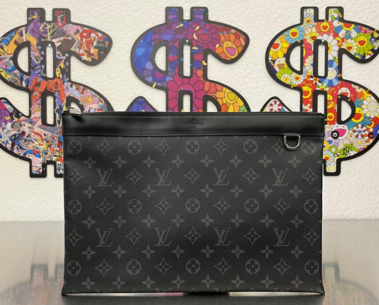Louis Vuitton Pochette Discovery GM