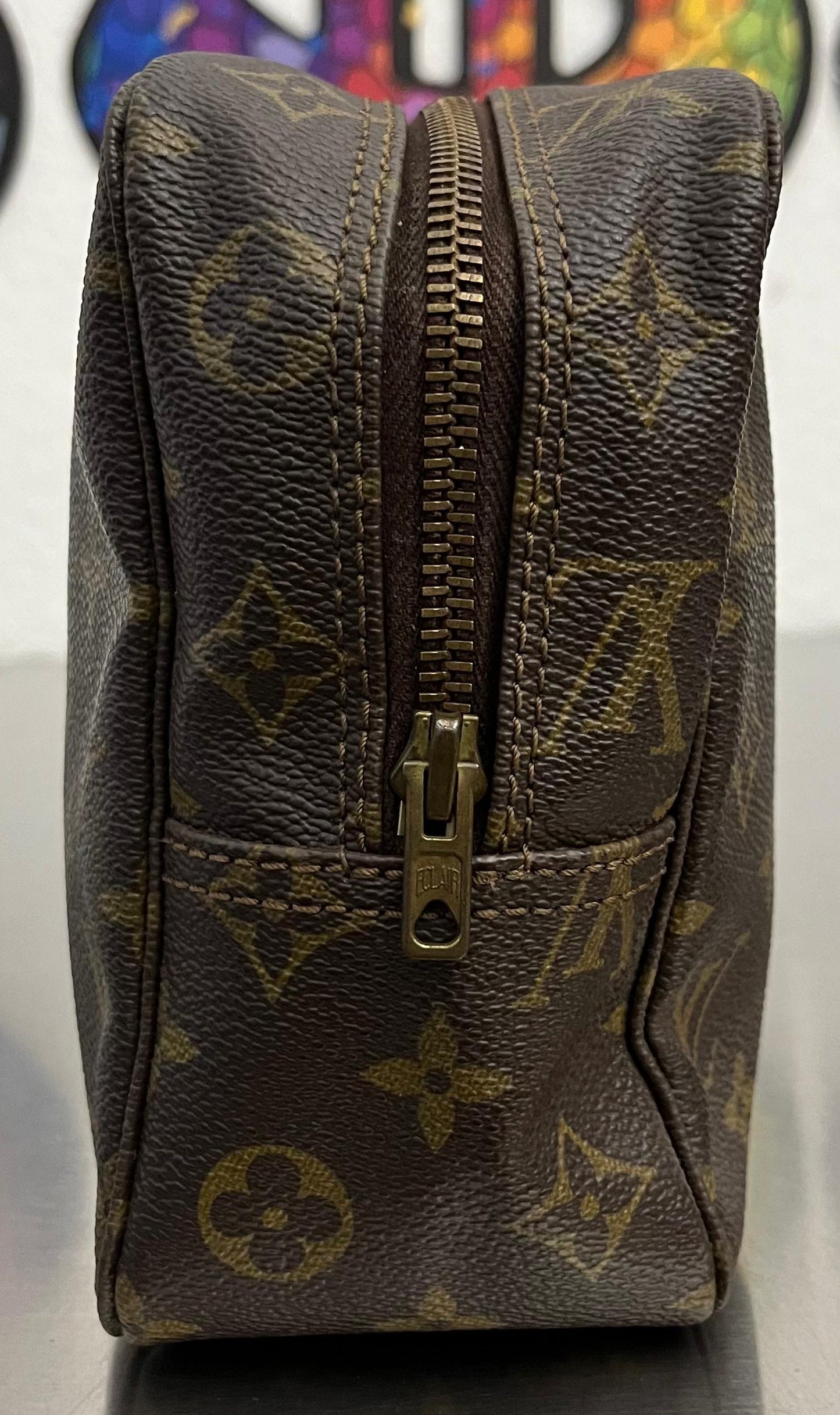 Louis Vuitton Trousse Toilette 28