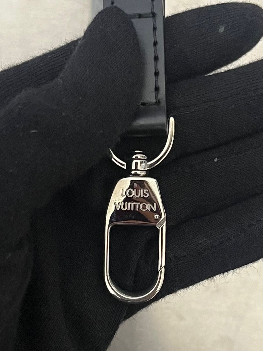 Louis Vuitton Hoche Epi