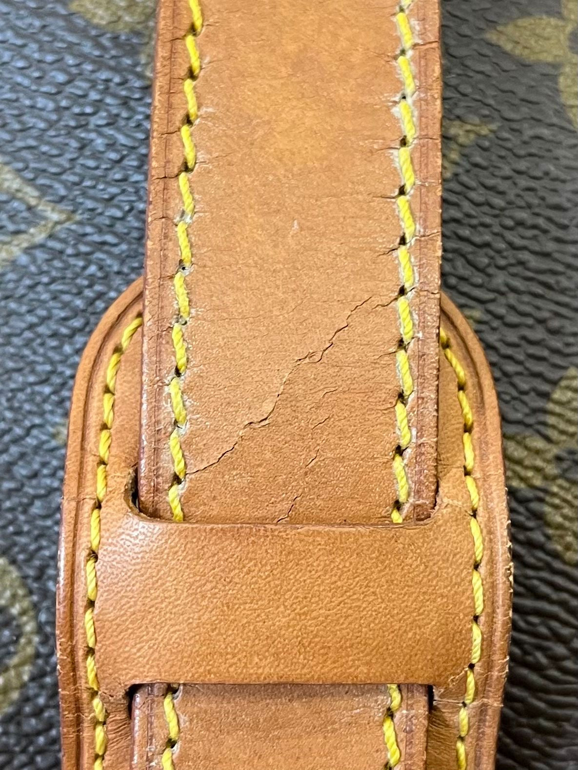 Louis Vuitton Keepall 55 Bandouliere
