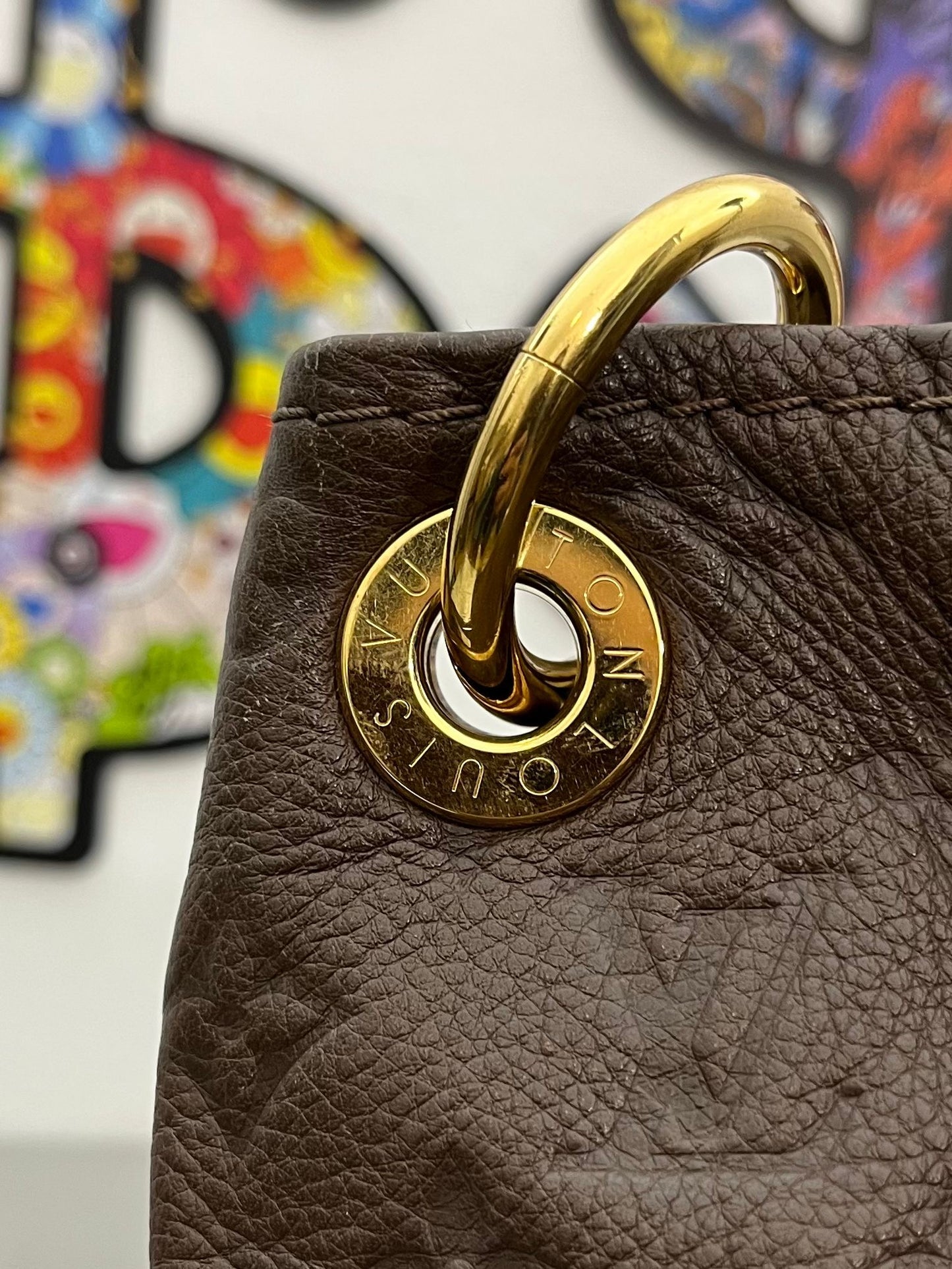 Louis Vuitton Artsy MM