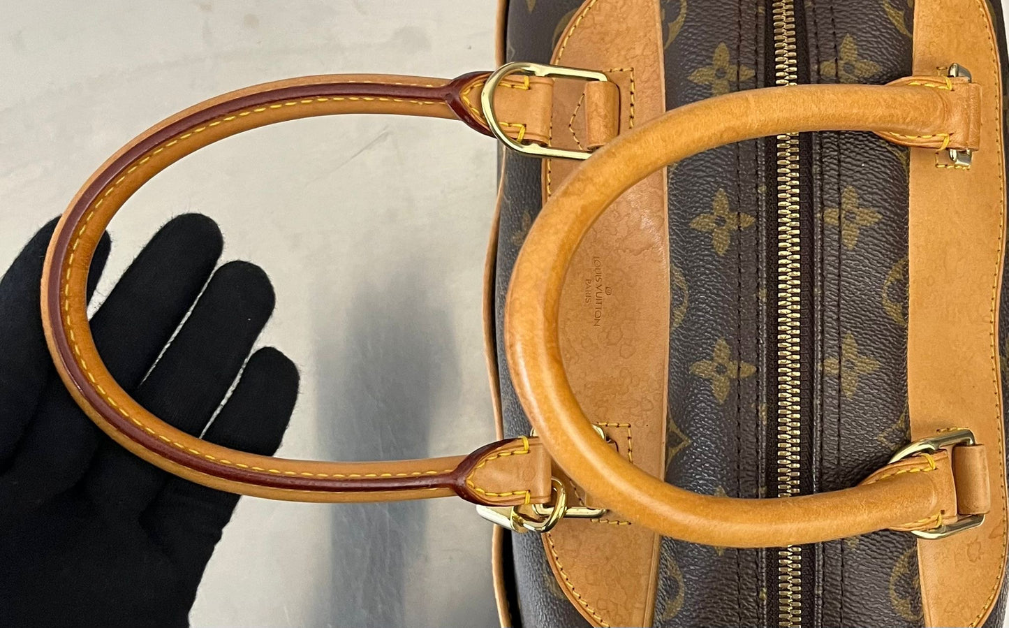 Louis Vuitton Deauville