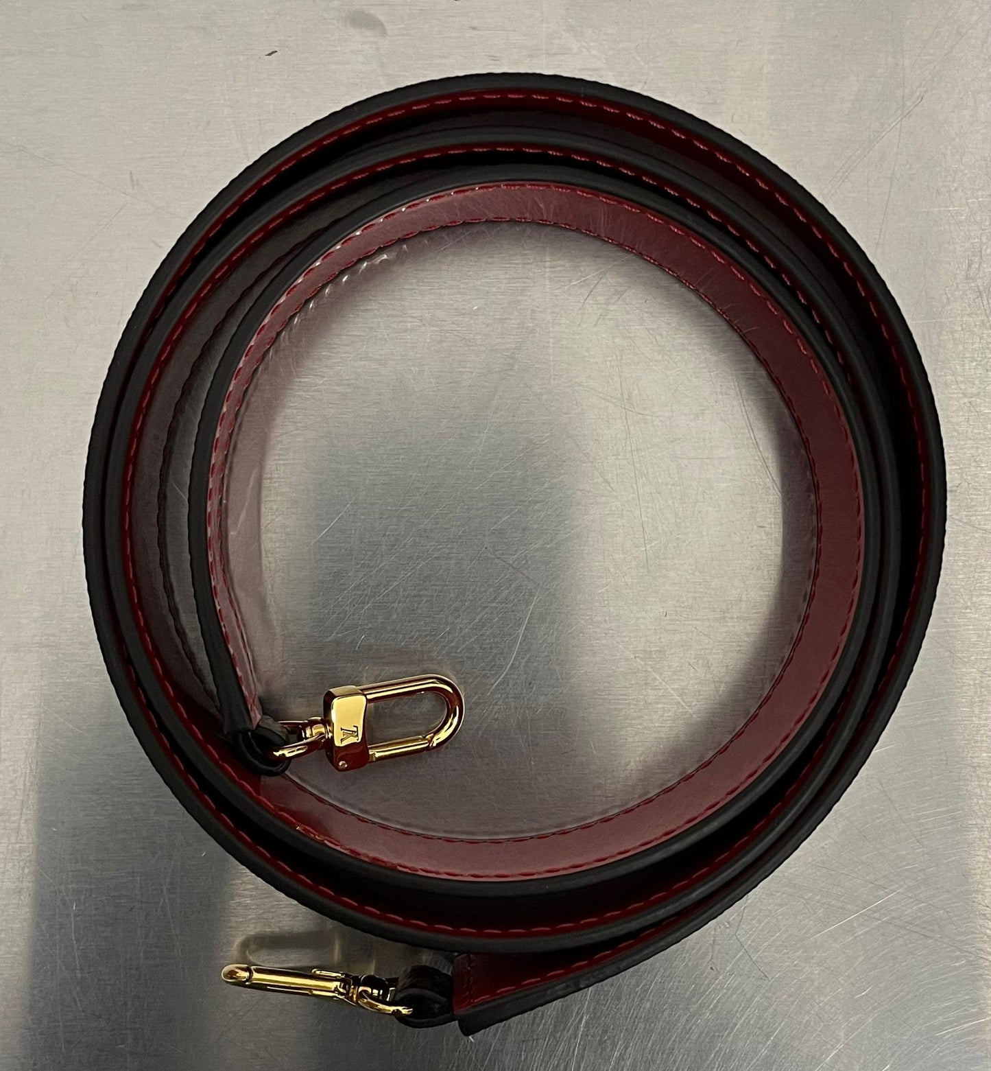 Louis Vuitton Alma BB Vernis Miroir Rot