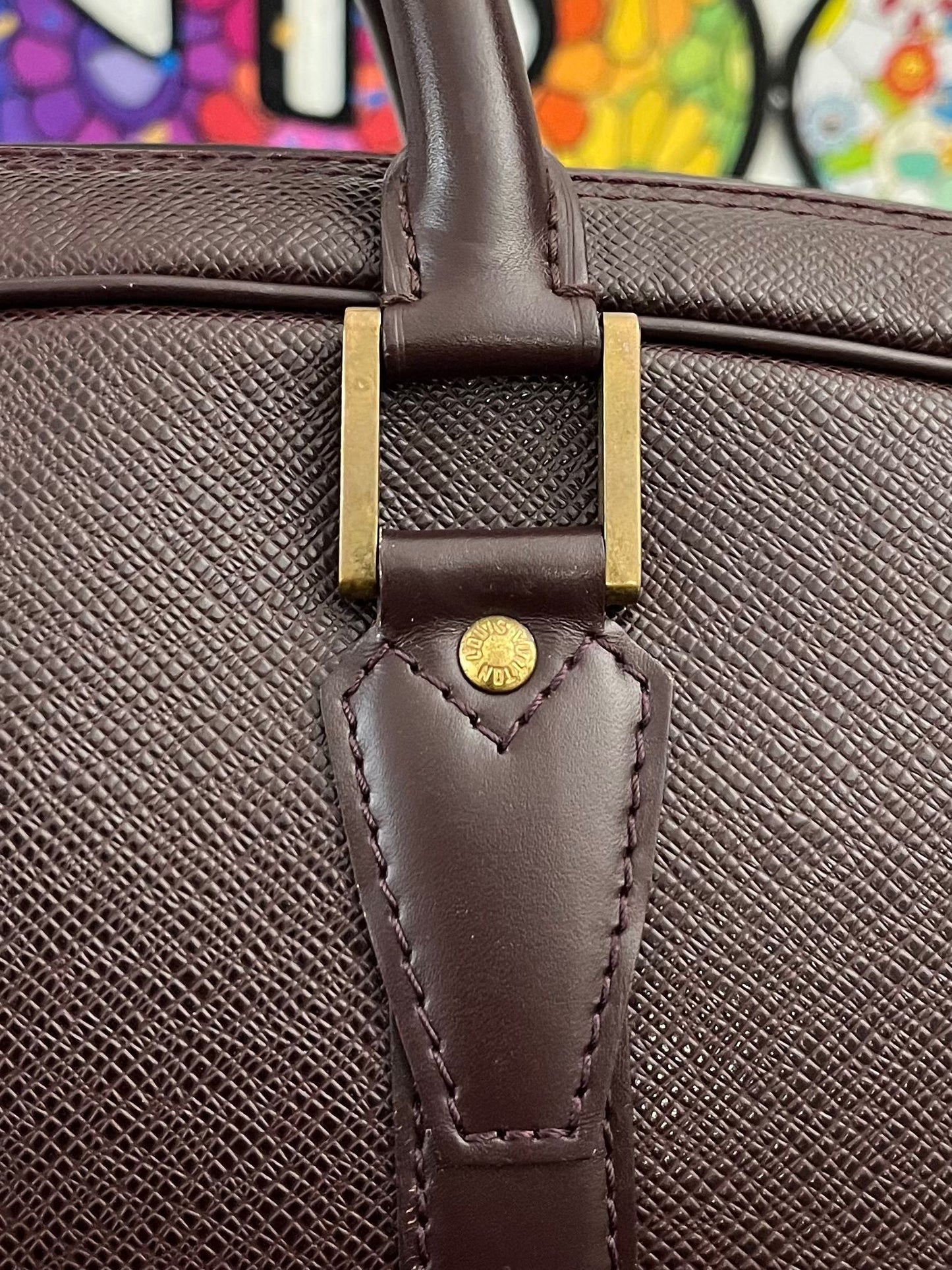 Louis Vuitton Helanga Taiga