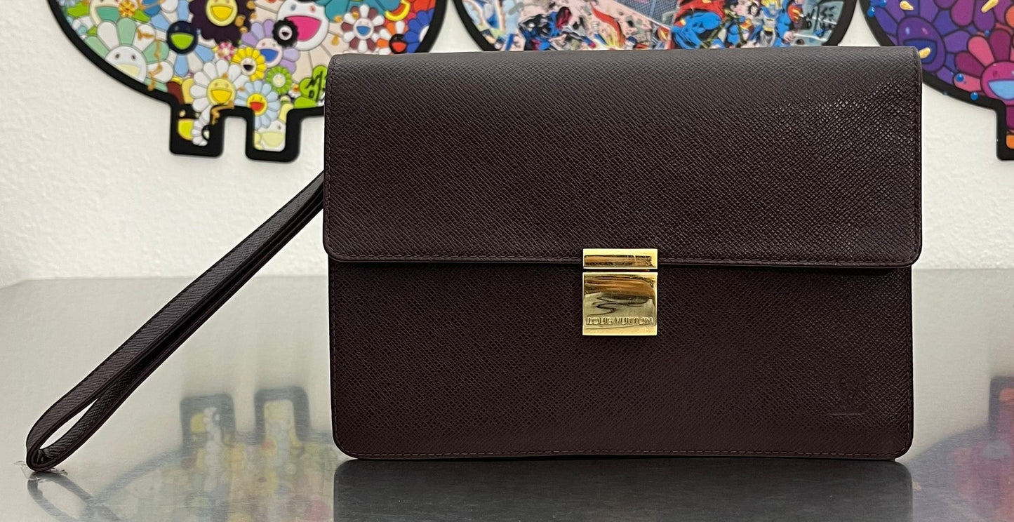 Louis Vuitton Selenga Taiga