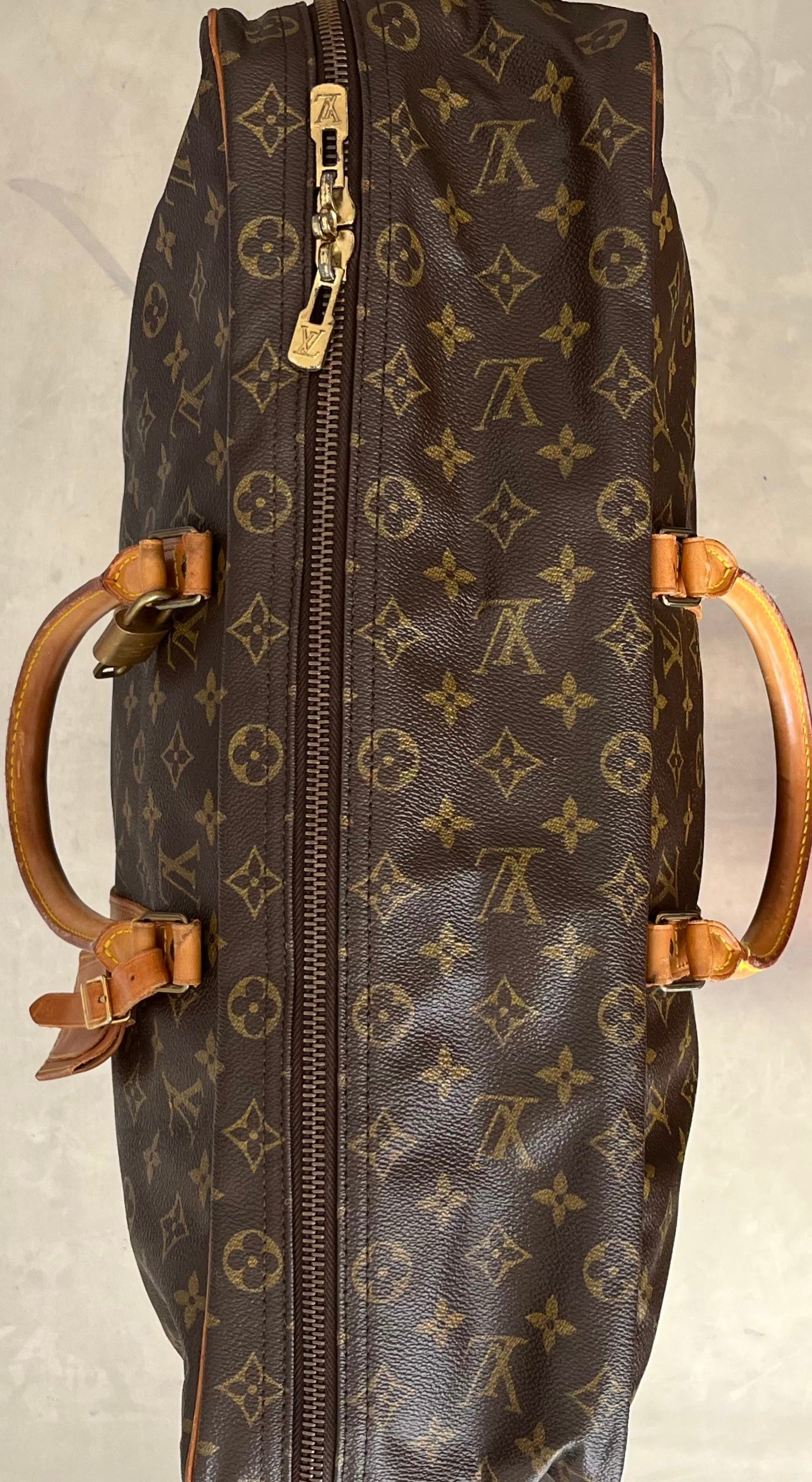 Louis Vuitton Sirius 50