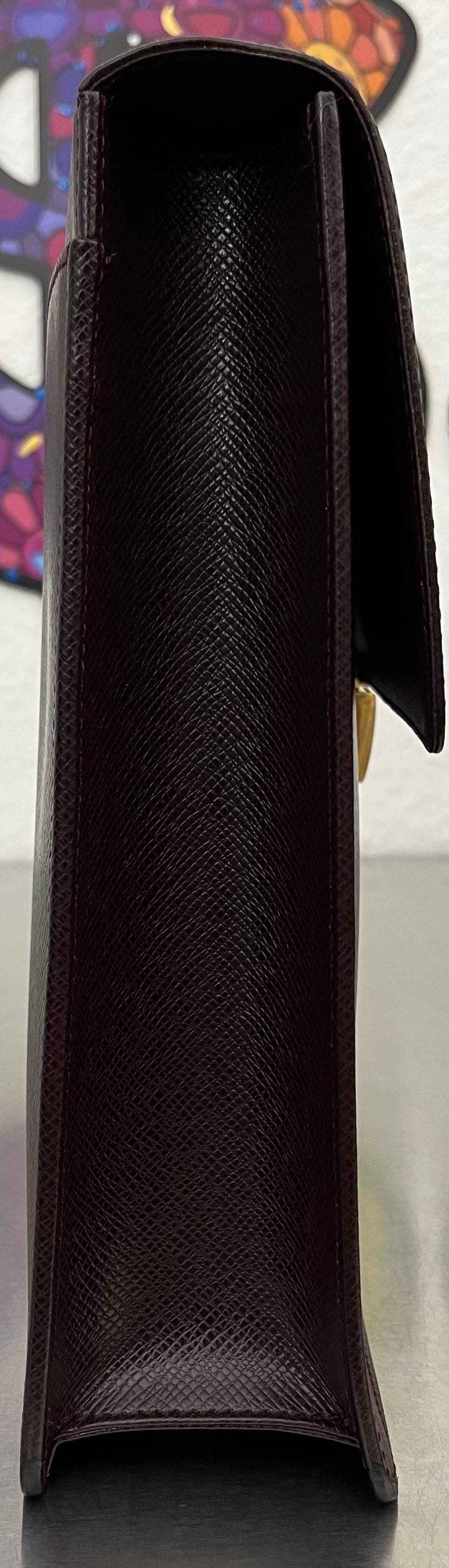 Louis Vuitton Angara Taiga