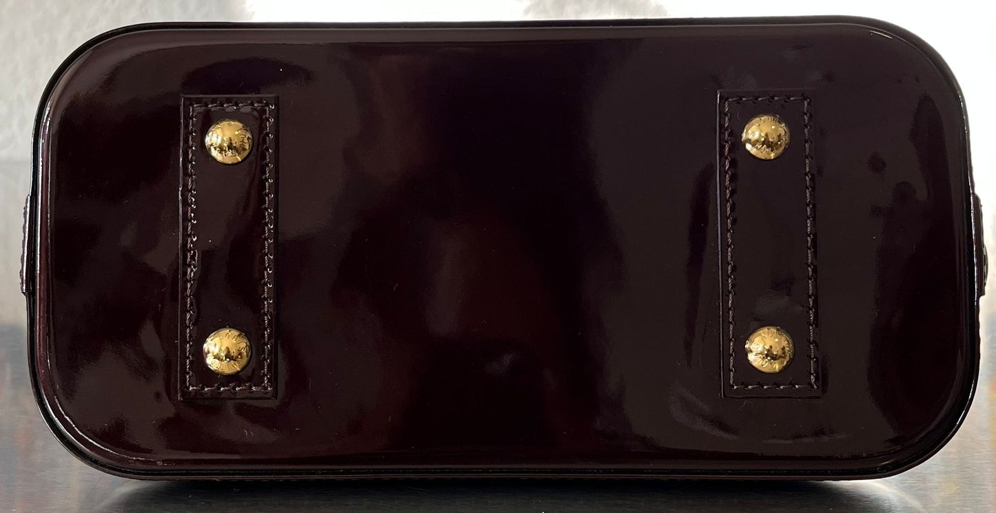 Louis Vuitton Alma BB Vernis