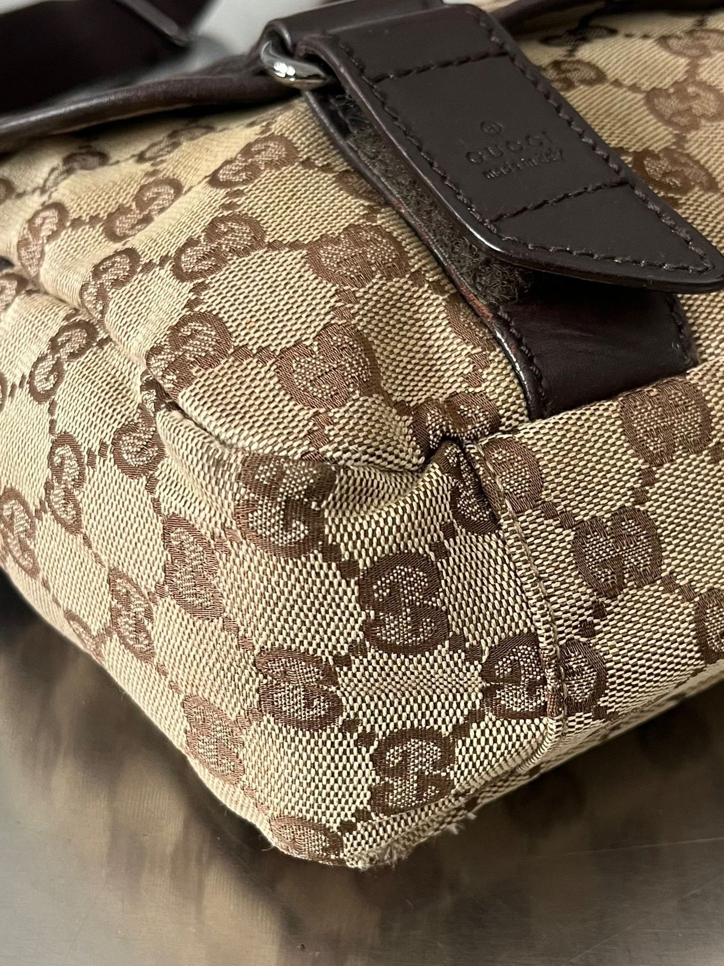 Gucci GG Canvas Umhängetasche