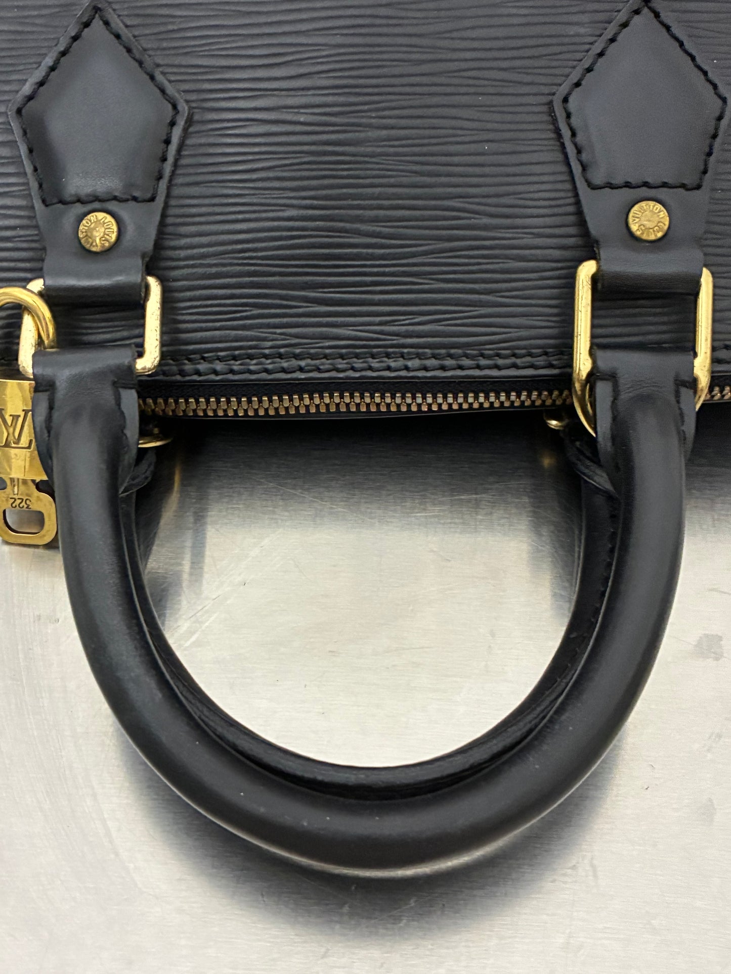 Louis Vuitton Alma PM Epi