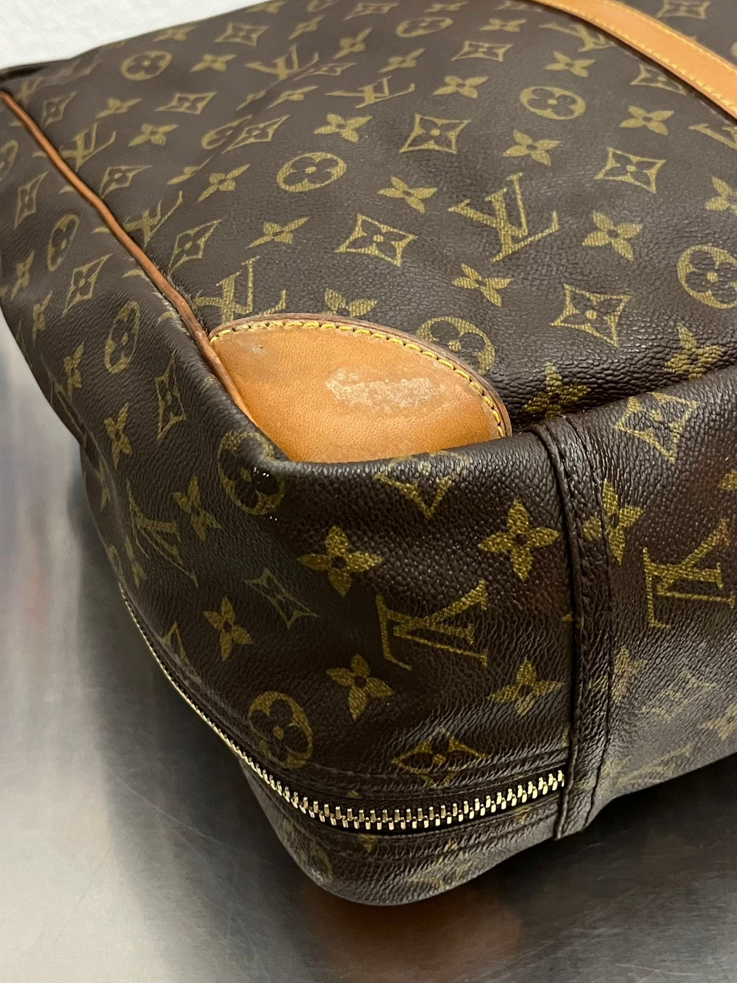 Louis Vuitton Sirius 50