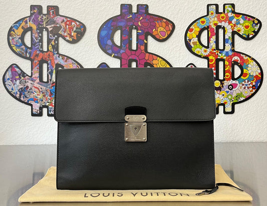 Louis Vuitton Porte Documents Minuto Taiga