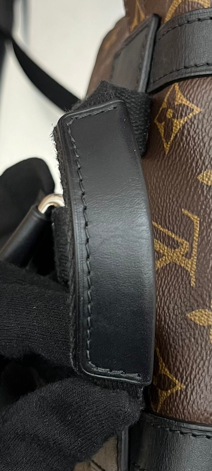 Louis Vuitton Christopher MM