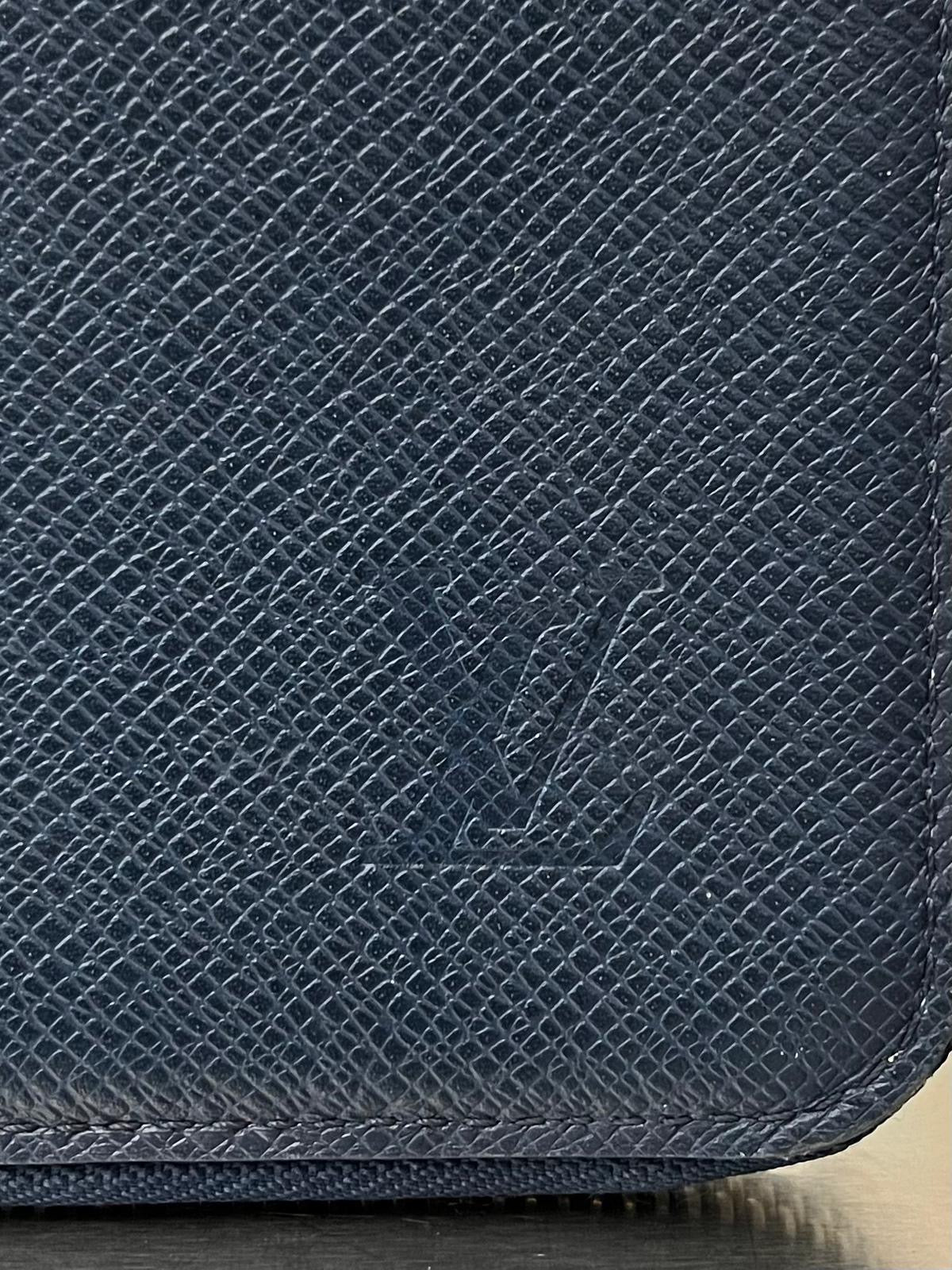 Louis Vuitton iPad Organizer Taiga