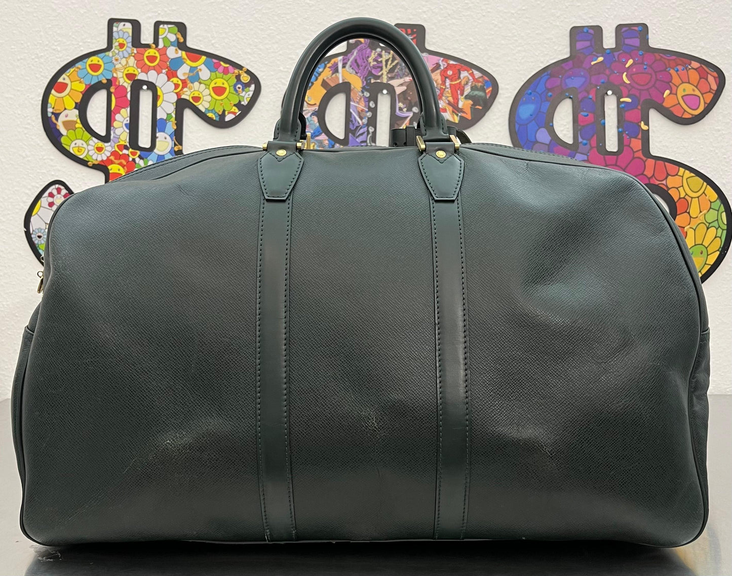 Louis Vuitton Kendall GM Taiga