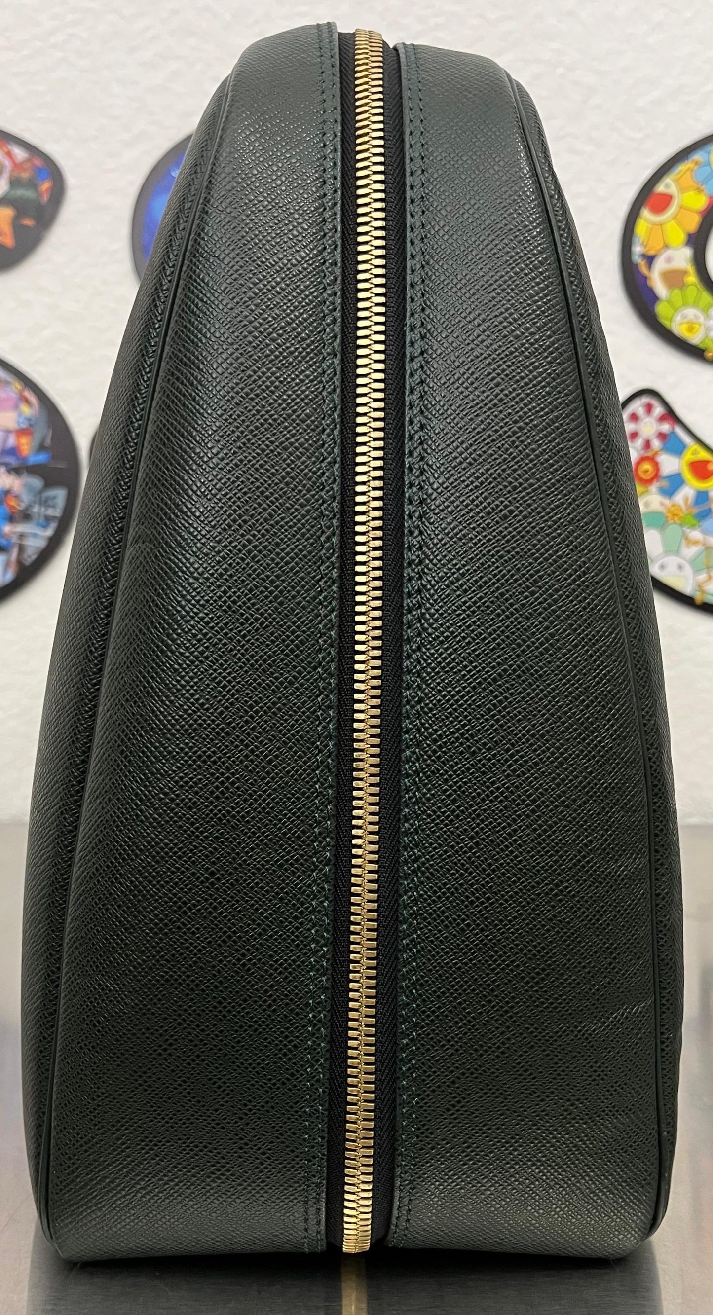 Louis Vuitton Helanga Taiga