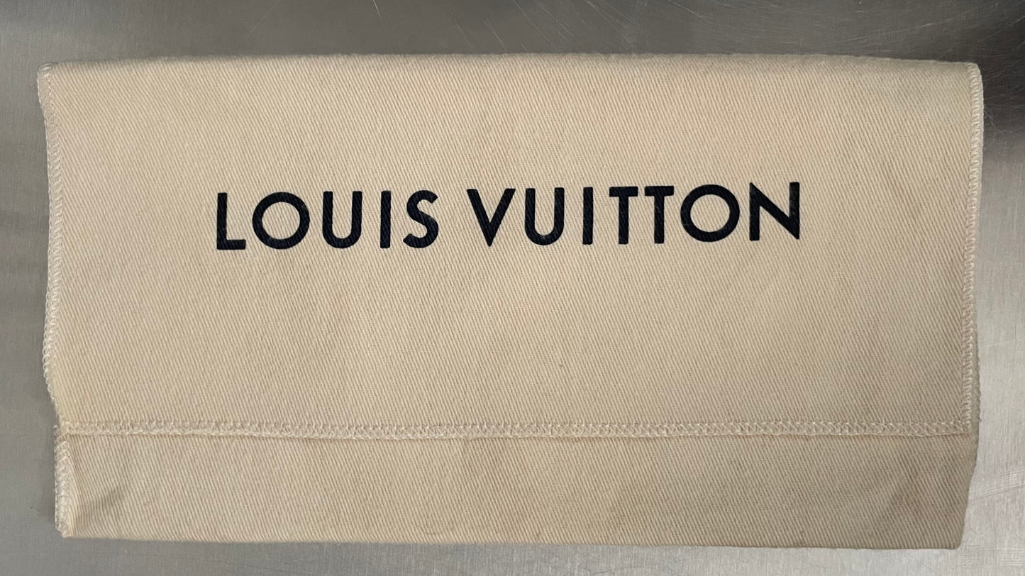 Louis Vuitton Zippy Organizer