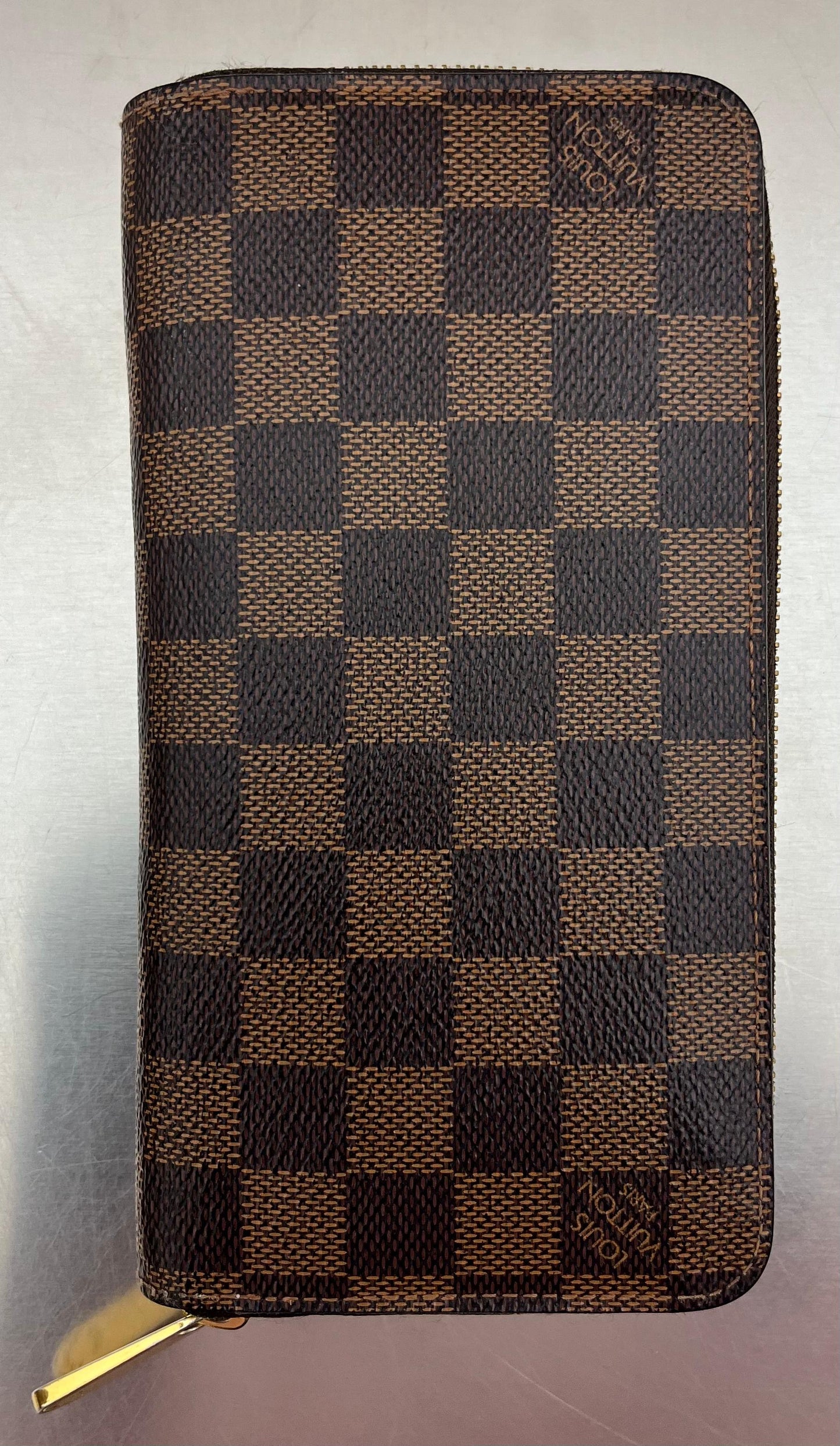 Louis Vuitton Zippy Damier