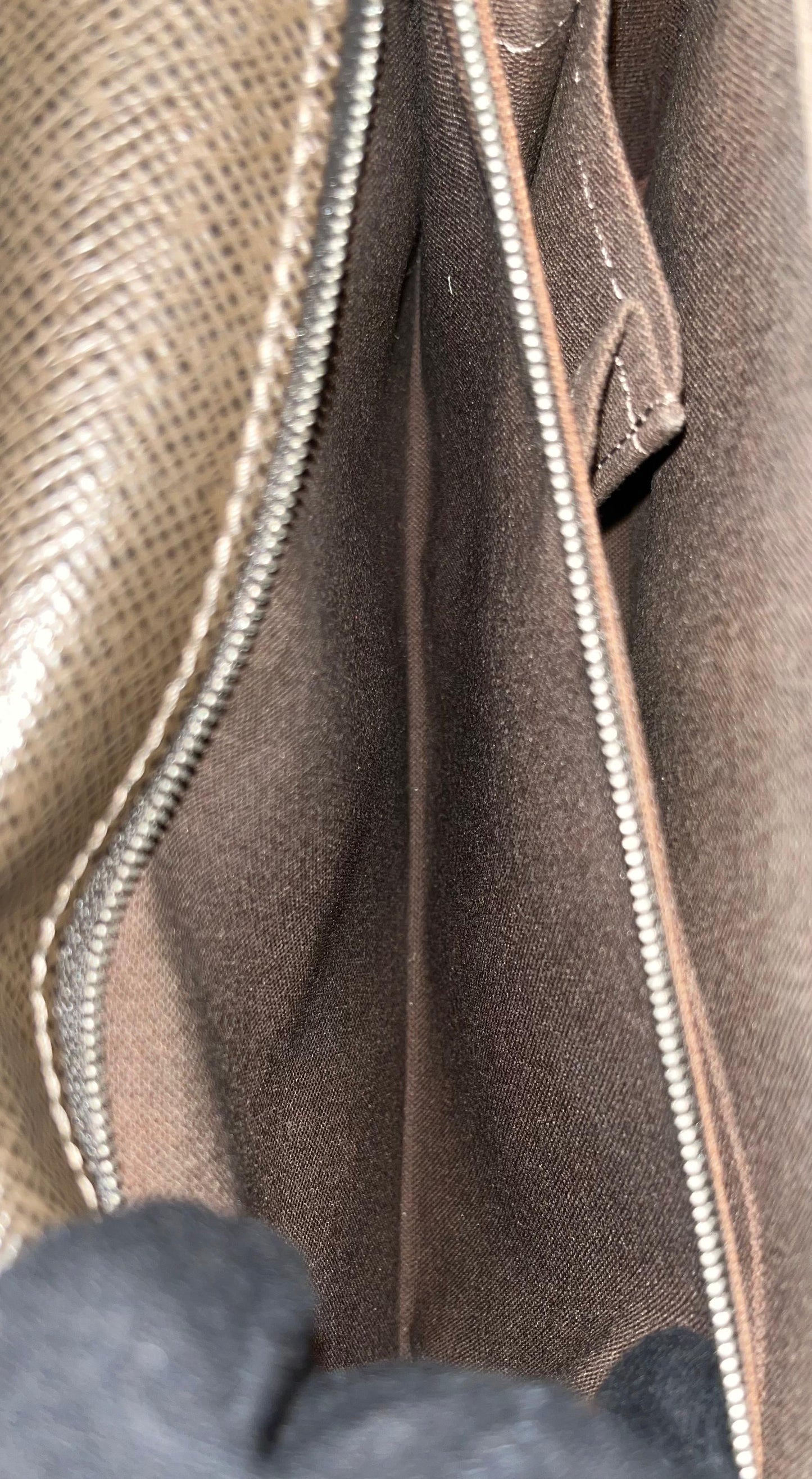 Louis Vuitton Belaia Taiga