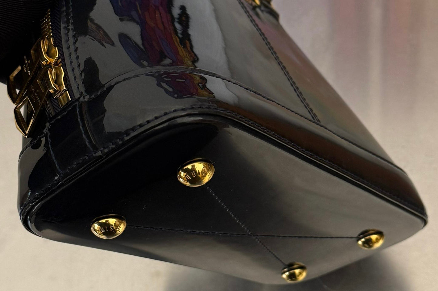 Louis Vuitton Alma BB Vernis Miroir