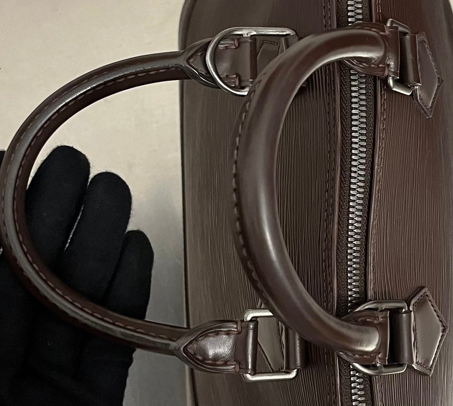 Louis Vuitton Alma PM Epi