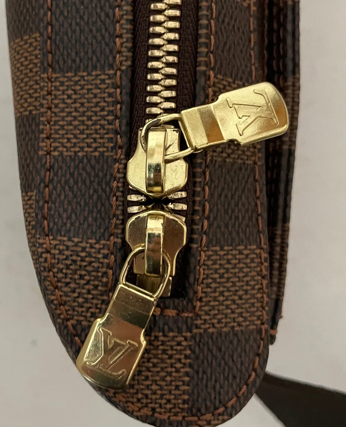 Louis Vuitton Geronimos Bum Bag Damier