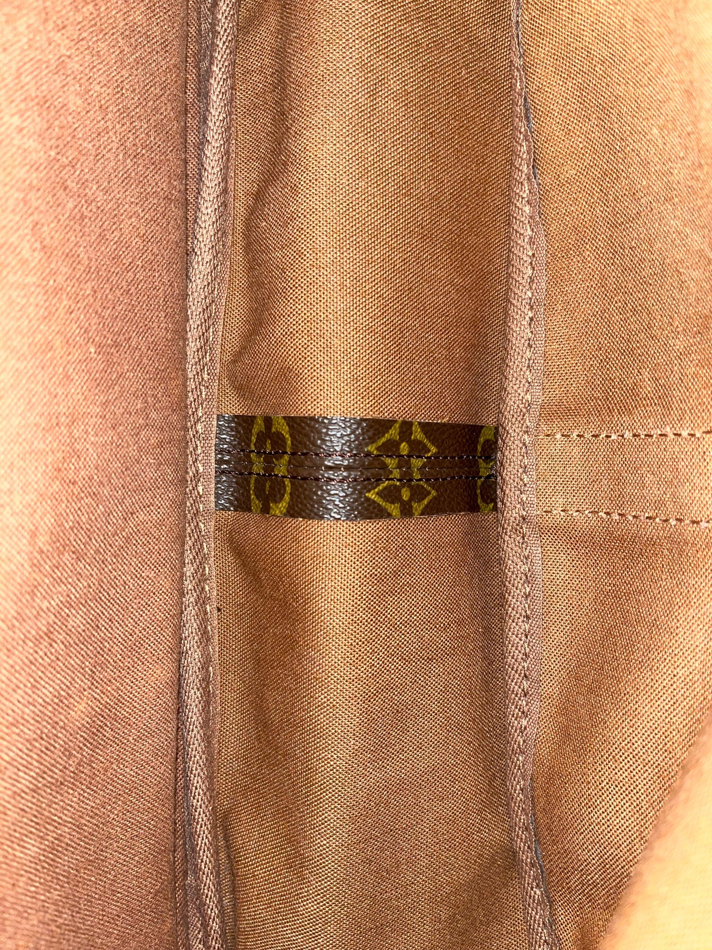 Louis Vuitton Saumur 35