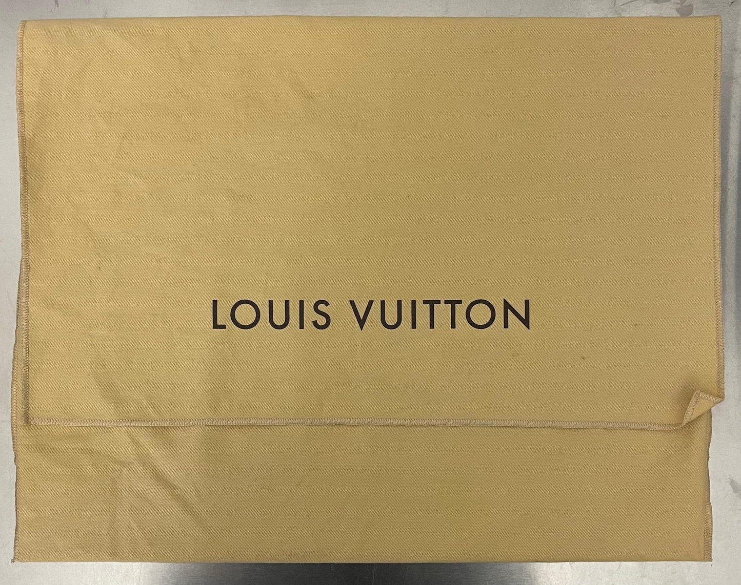 Louis Vuitton Porte Documents Jour Infini
