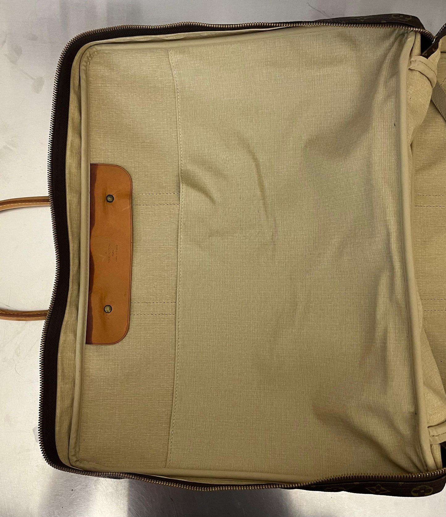 Louis Vuitton Sirius 45