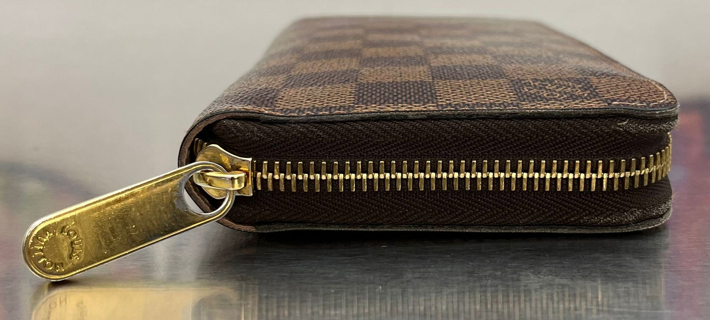 Louis Vuitton Zippy Damier
