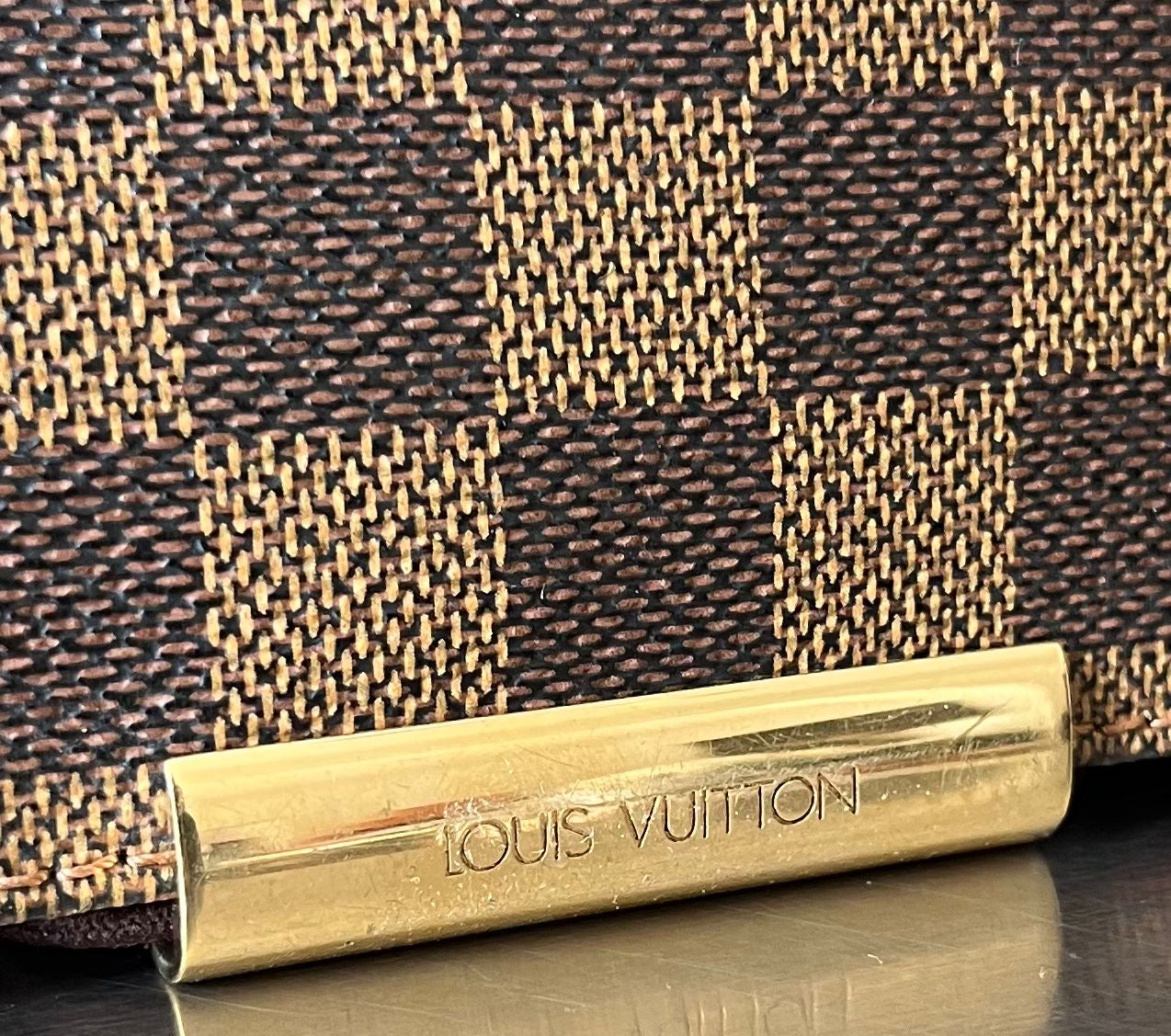 Louis Vuitton Bastille Messenger