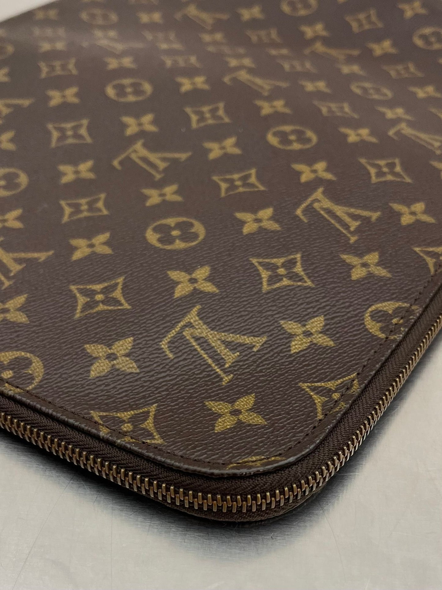 Louis Vuitton Posh Document Monogram GM (1987)
