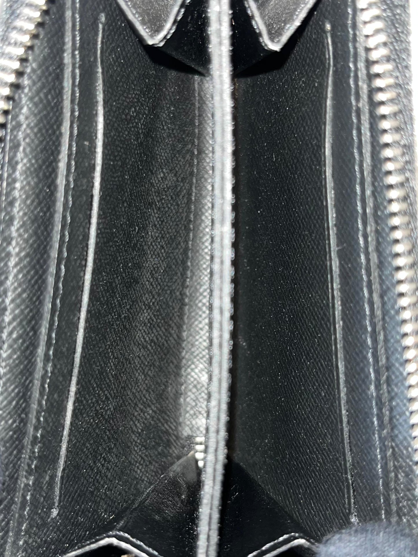 Louis Vuitton Zippy Vertical Coin Damier
