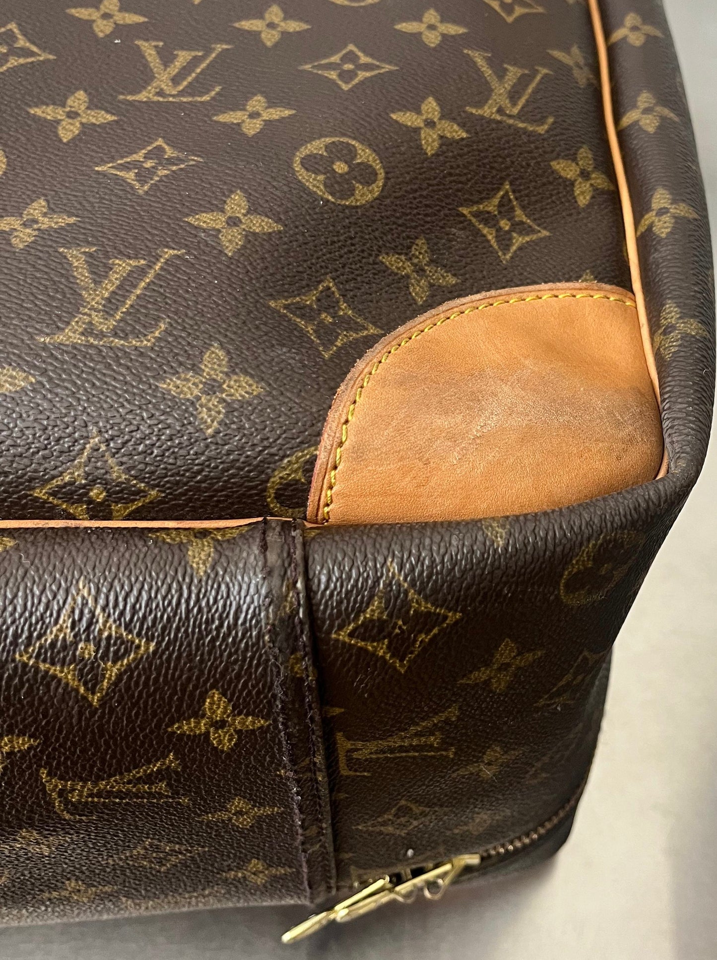 Louis Vuitton Sirius 70