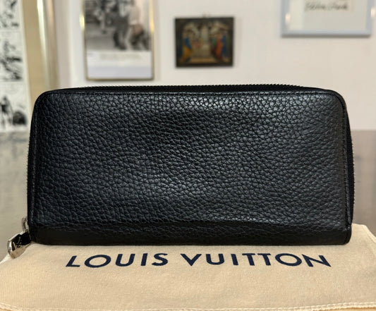 Louis Vuitton Zippy Vertical Taurillon Leder