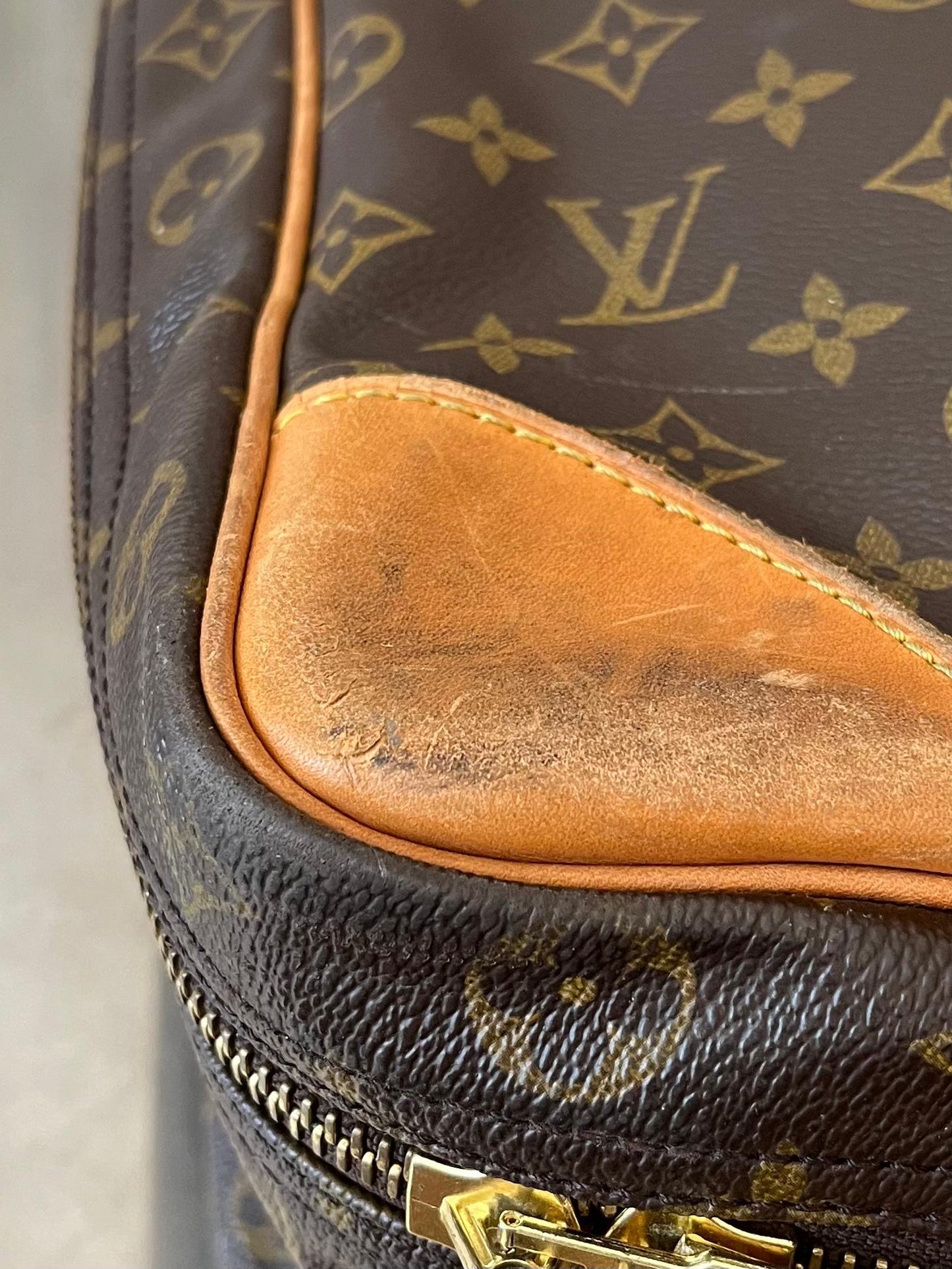 Louis Vuitton Sirius 65