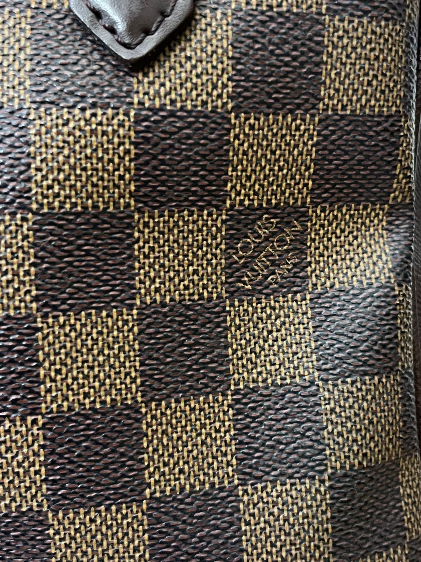 Louis Vuitton Brera Damier
