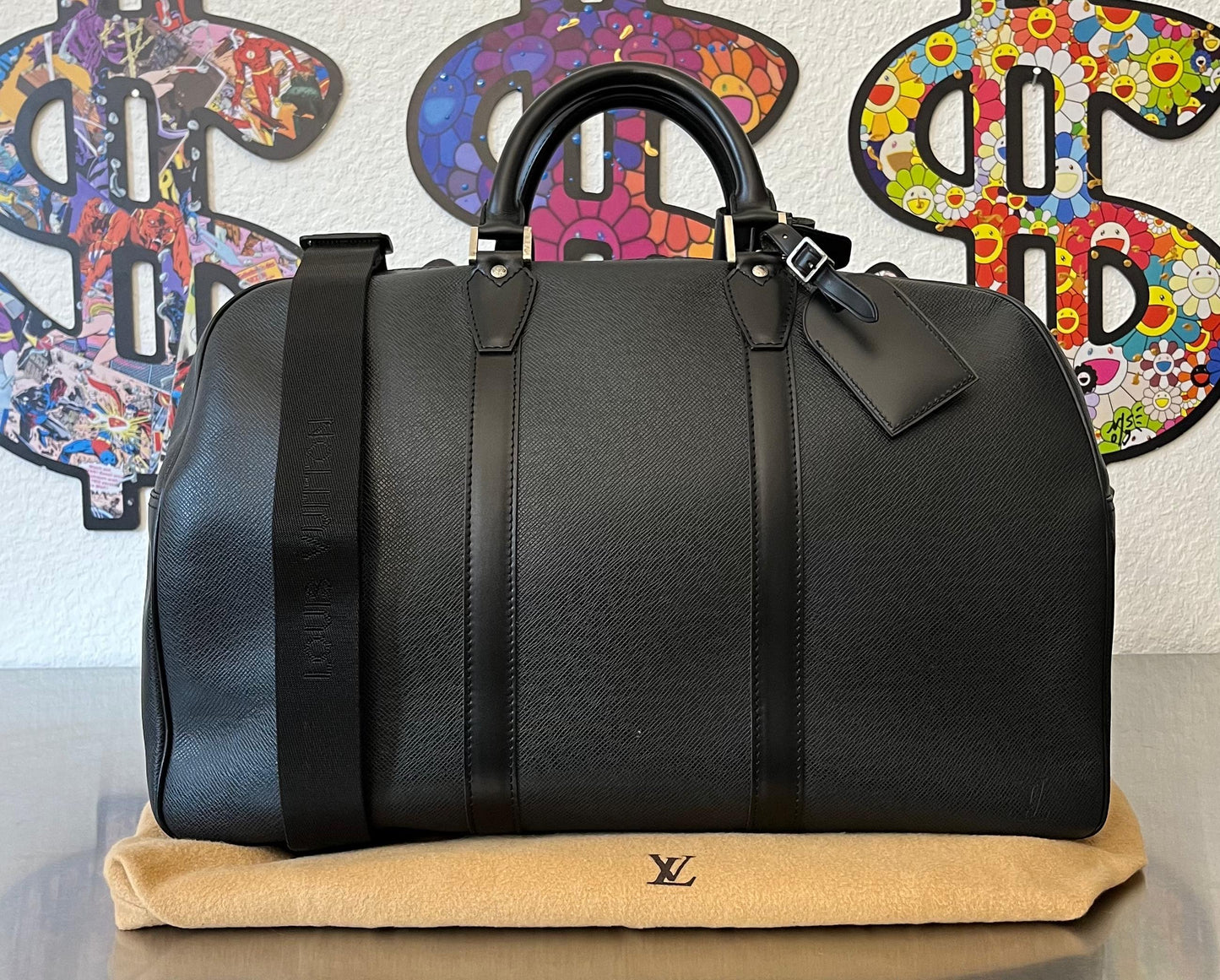 Louis Vuitton Kendall PM Taiga