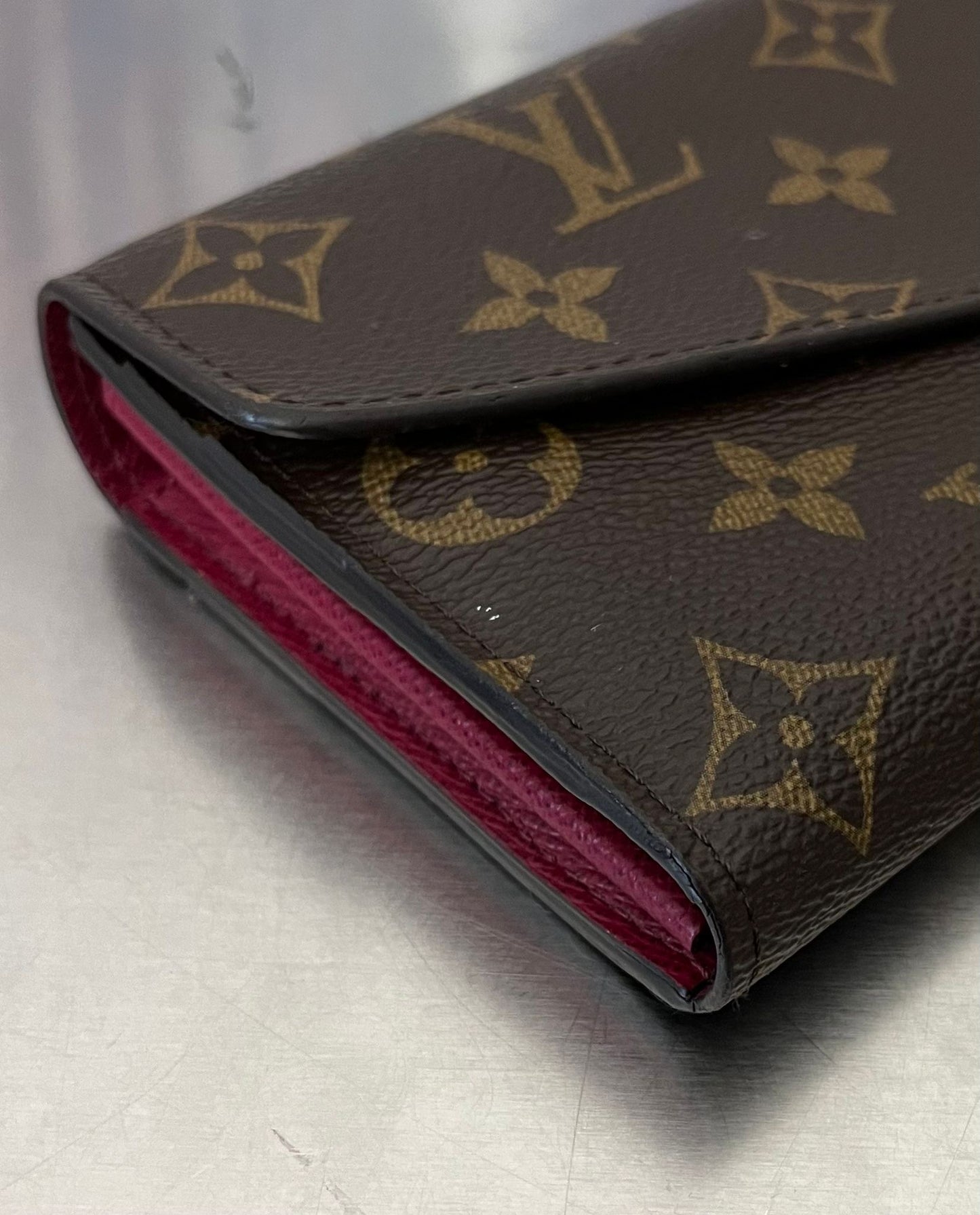 Louis Vuitton Sarah Geldbörse