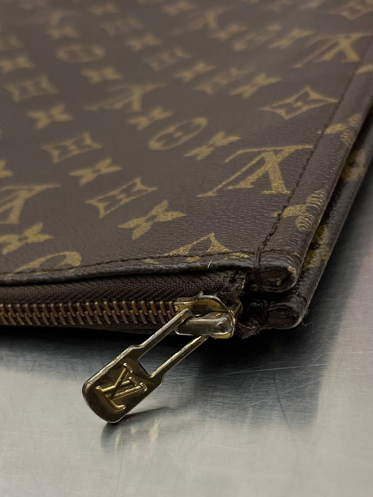 Louis Vuitton Posh Document Monogram GM (1987)