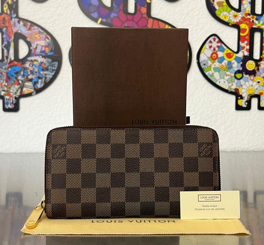 Louis Vuitton Zippy Damier